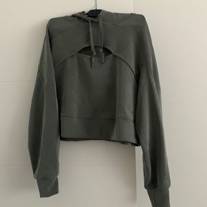 Lululemon Get centered crop hoodie